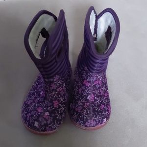 Toddler Bogs size 9